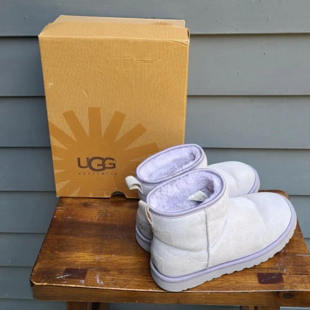 UGG Gray Suede Classic Mini Swarovski Crystal Bow Shearling Boots size 7 w box